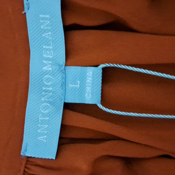 Antonio Melani Olivia Button Front Split V-Neck Sleeveless Top - Picture 5 of 8